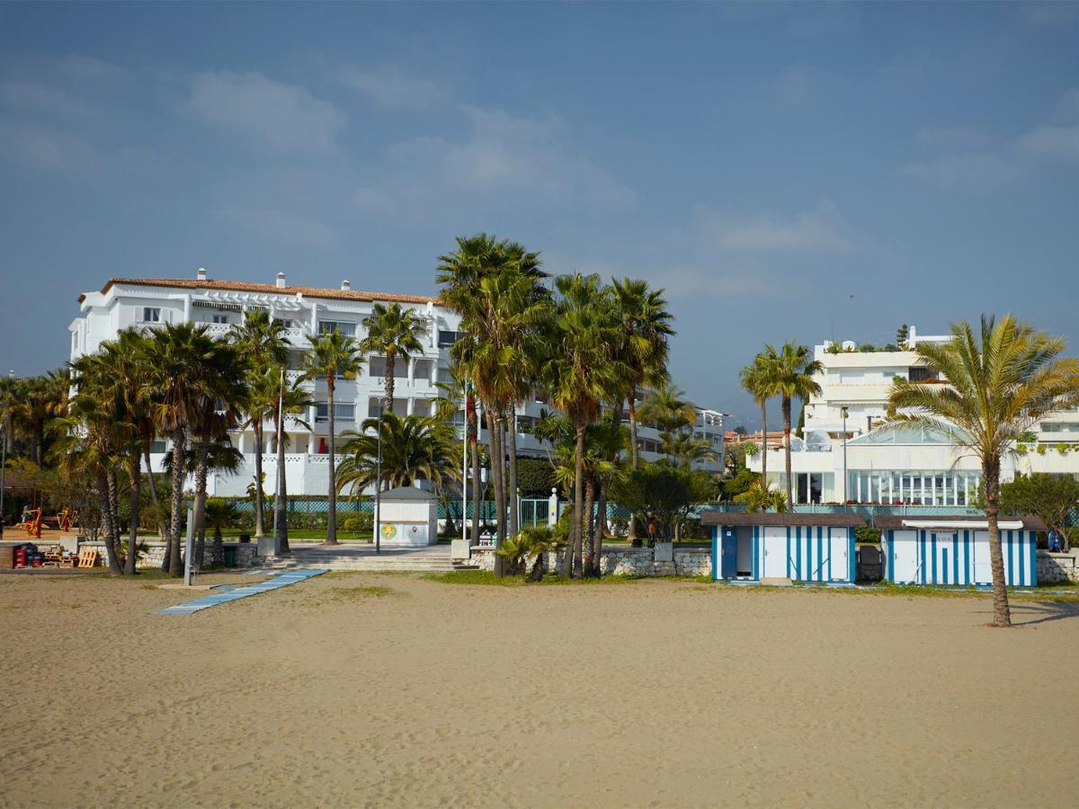 Livescape Playa Rocio Aparthotel Marbella Esterno foto